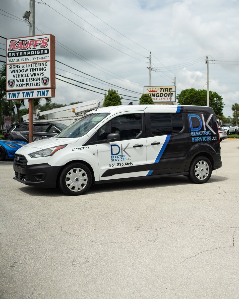 kauffs's tweet image. Transform your car into a moving masterpiece! Your vehicle becomes an eye-catching tool to promote your business wherever you go.🚗