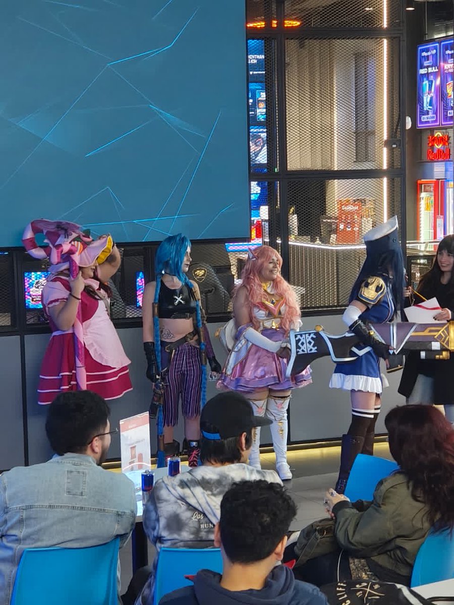 GINE Kiss 💋✨ tweet media