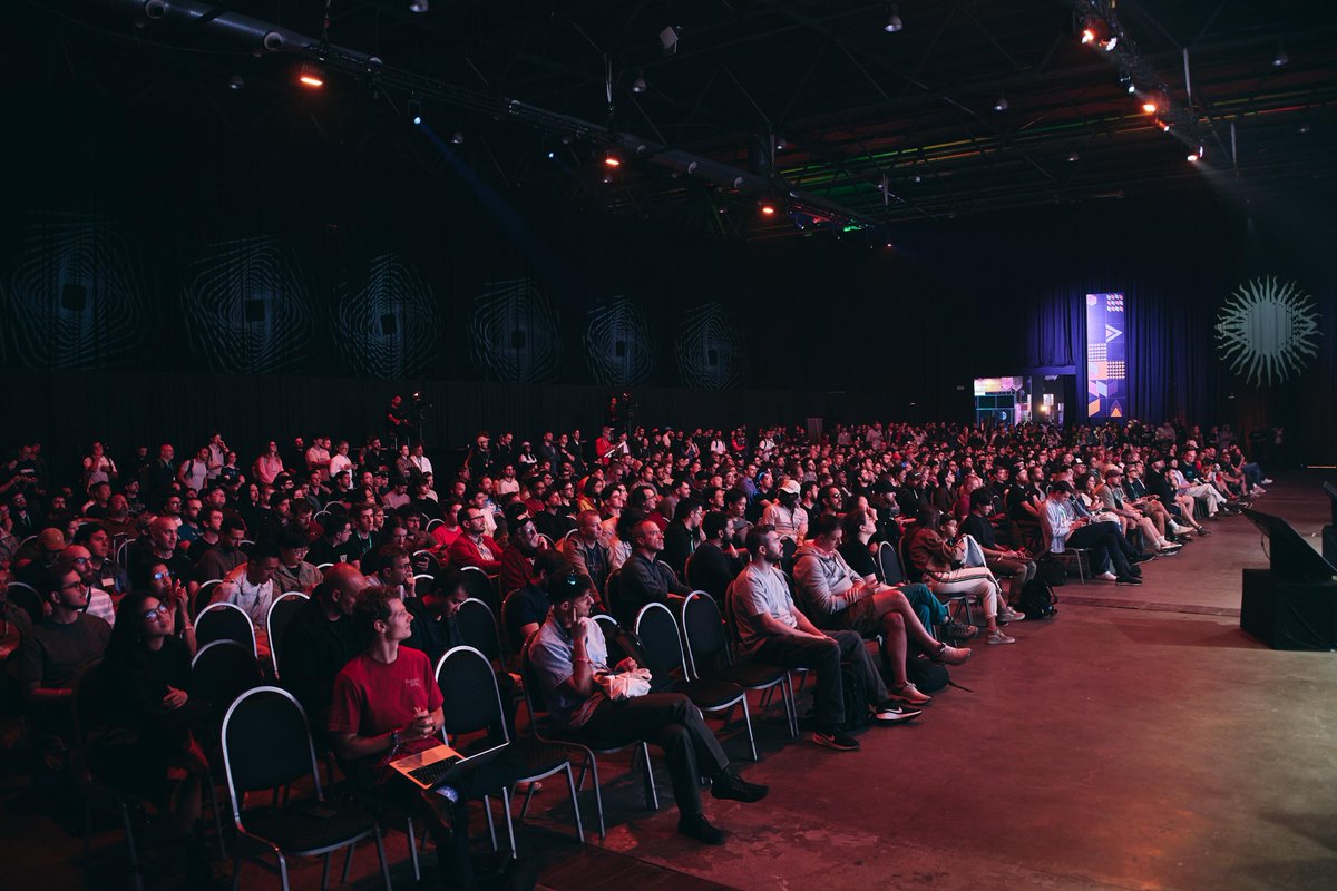 EFDevcon's tweet image. The Privacy Stack at Devconnect continues with 3 great sessions still ahead, running until 6:30 pm.

▶️ Protocol-level privacy: Lessons from Web2
by @polymutex, @Walletbeat