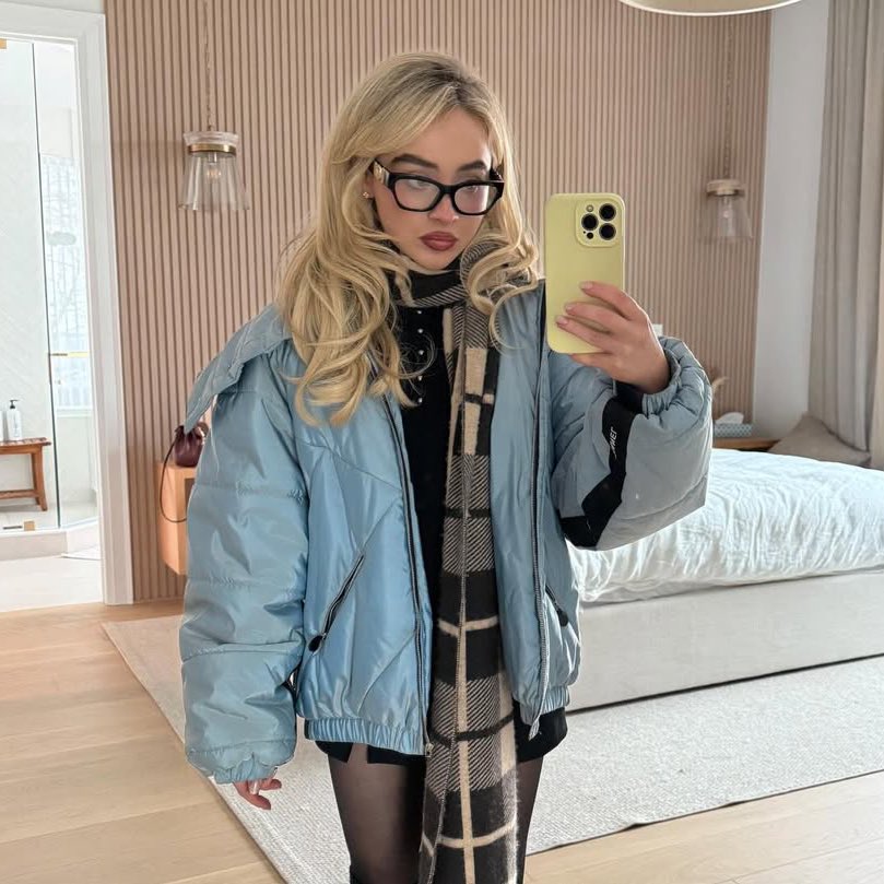 rosecolorsab's tweet image. look at them &amp;lt;3