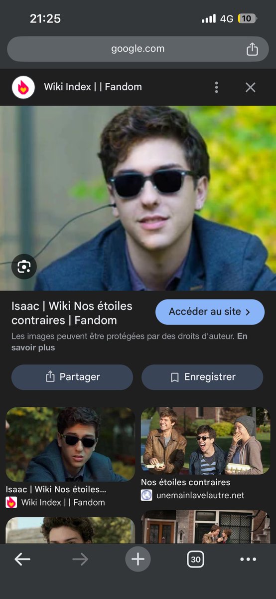 floreenabn's tweet image. Bastiaan ressemble à ce mec ce soir 😂 #StarAcademy