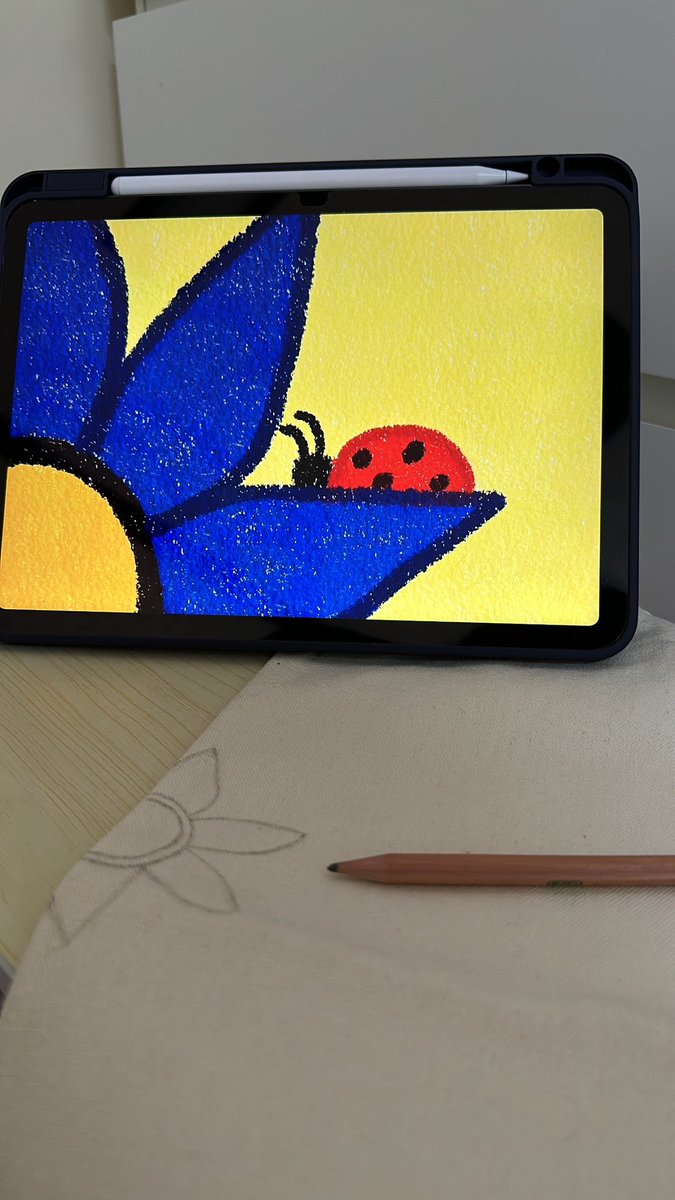 LO_loo's tweet image. اول مره ارسم على توت باق 
تجربه ممتعه 🤙🏻😸