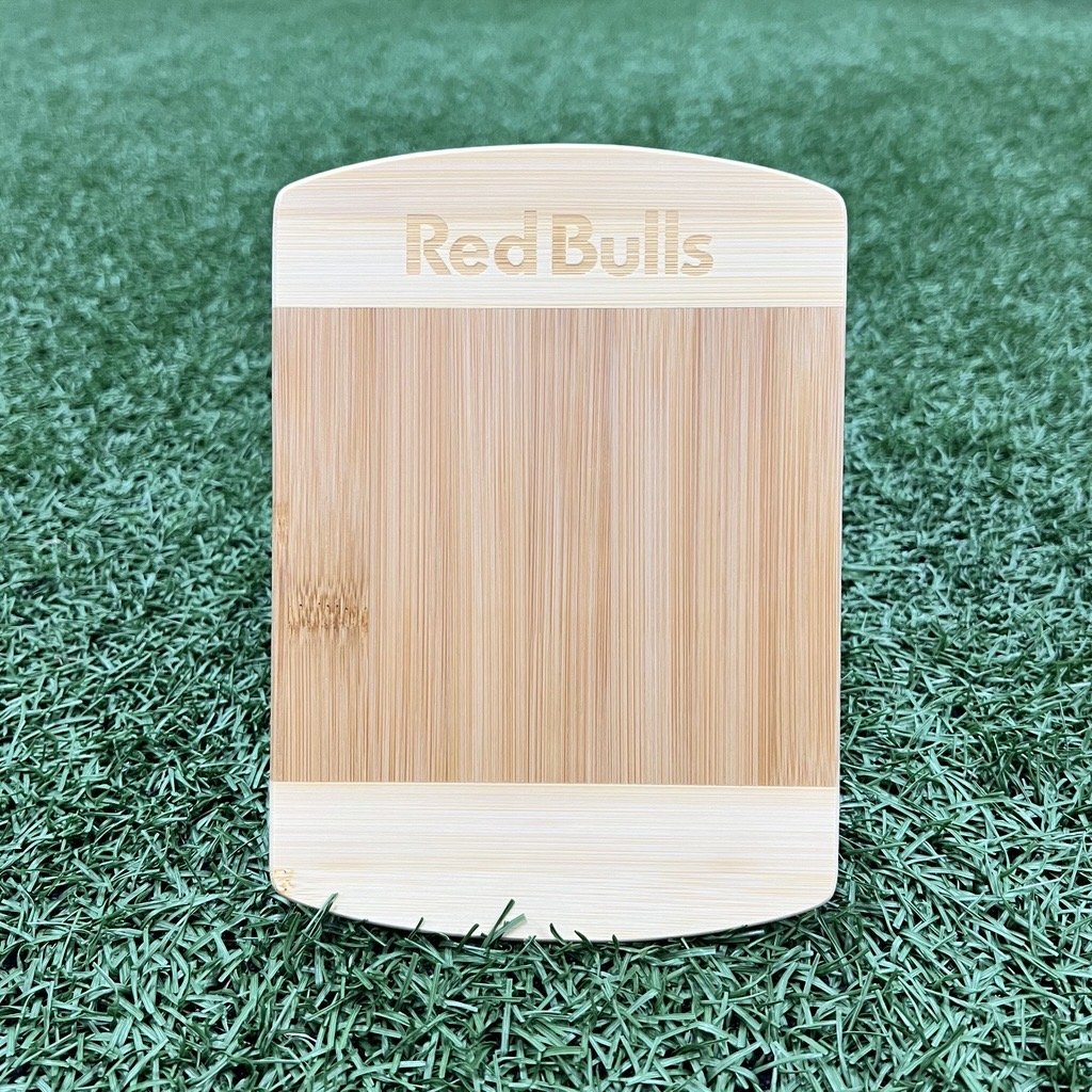 RBNYHelp's tweet image. Available on Members+ today:

- Mini Cutting Board
- Luggage Tag

Link: newyorkredbullsmembers.com/login