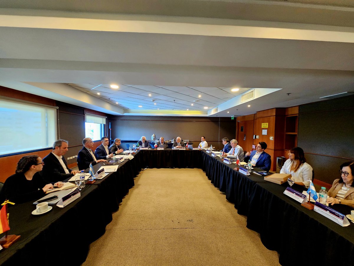 Cámara Paraguaya de Consultores tweet media