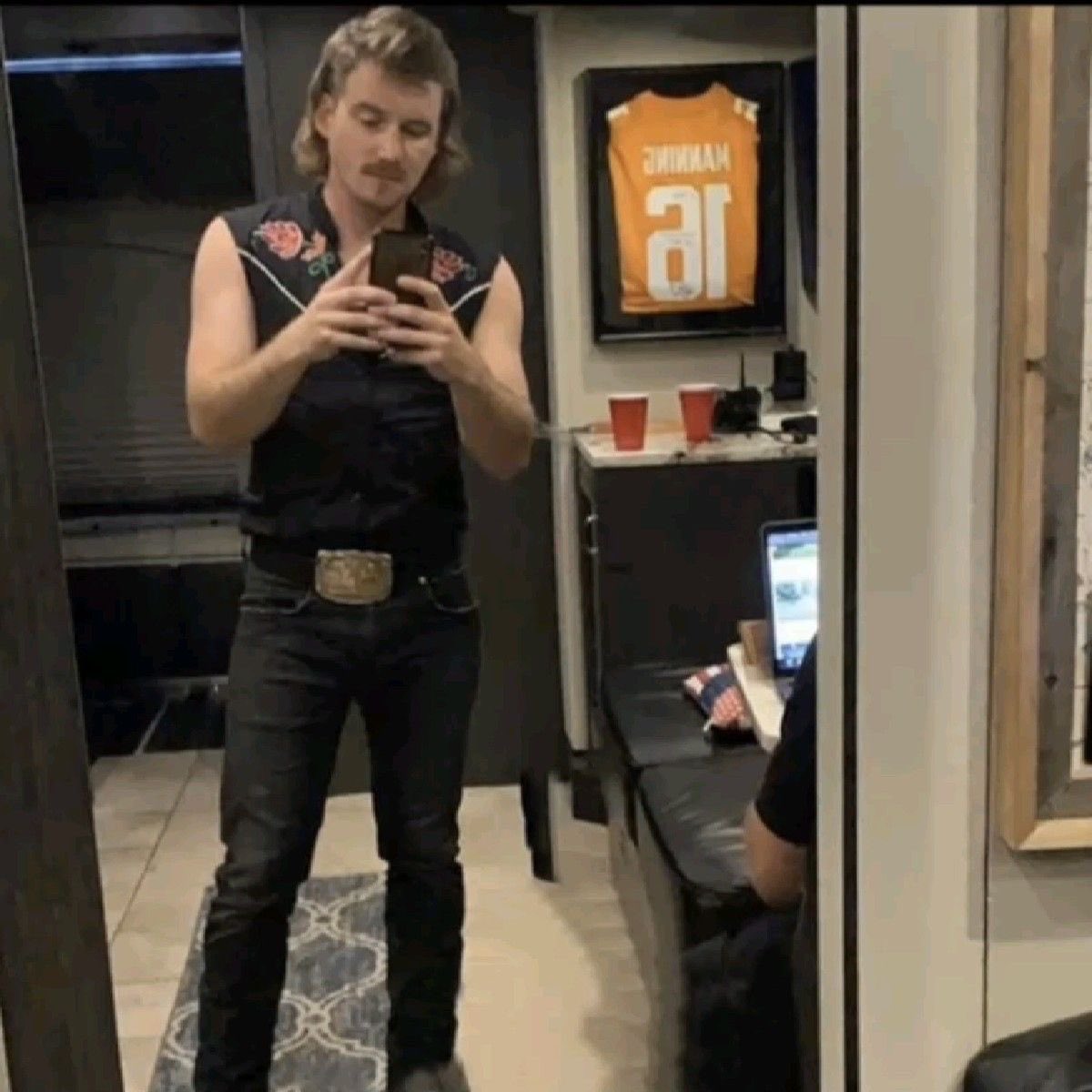 Annabel (@nicclebikini) on Twitter photo 