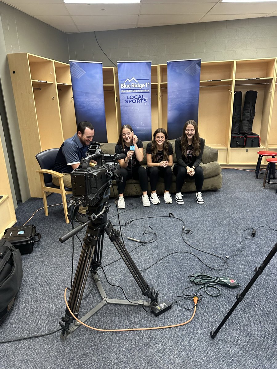 Michael_Smith_7's tweet image. Exciting day at L-L League Girls Basketball Media Day! 📸 

Eden Buckwalter (Sr), Gianna Walters (Jr), Lilah Walters (Jr) represented our team at Penn Medicine Park. They did great with the interviews! We’re so proud of them and can’t wait for the season! #KEEPKNOCKING 🏀
