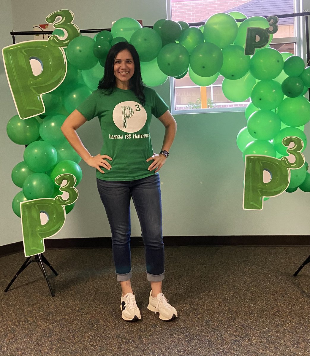 Rebecca79191919's tweet image. This time we celebrated P3 day school-wide! Even our turkeys participated. @PISDESMath #Pisdmathchat @MoralesElem @Brenda_I_28