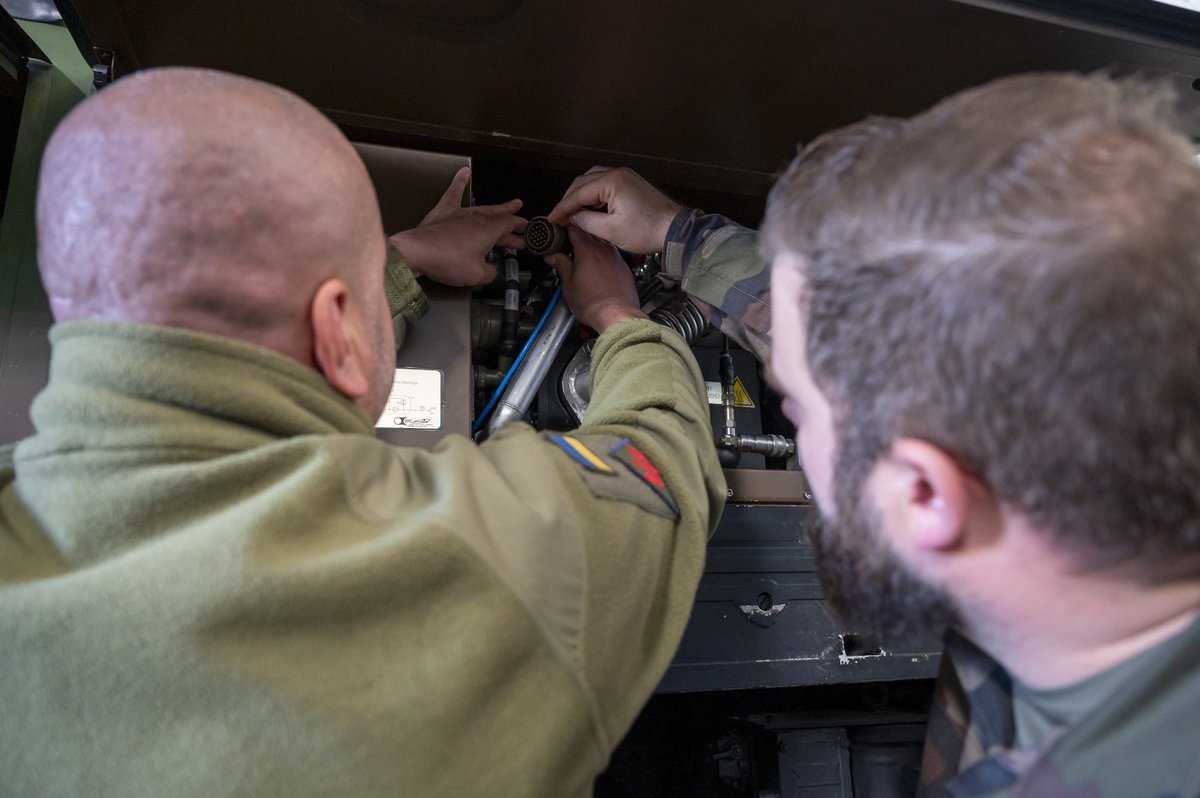 FrenchForces's tweet image. 📍France | Air efficiency on the agenda of 🇺🇦@DefenceU&apos;s training program, as part of the 🇪🇺EUMAM mission:
 
✈️ Flying 
🎯 Guidance by Joint Terminal Attack Controllers (JTAC) 
🛠️ Aeronautical maintenance and mechanics

➡️ Strengthening the capacity of @DefenceU 🇺🇦 to defend the…