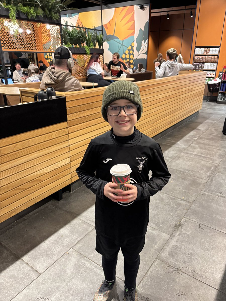 Well deserved hot chocolate after playing in that ☔️ tonight 🥶