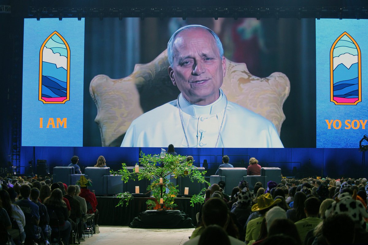 Gretchen Crowe tweet media