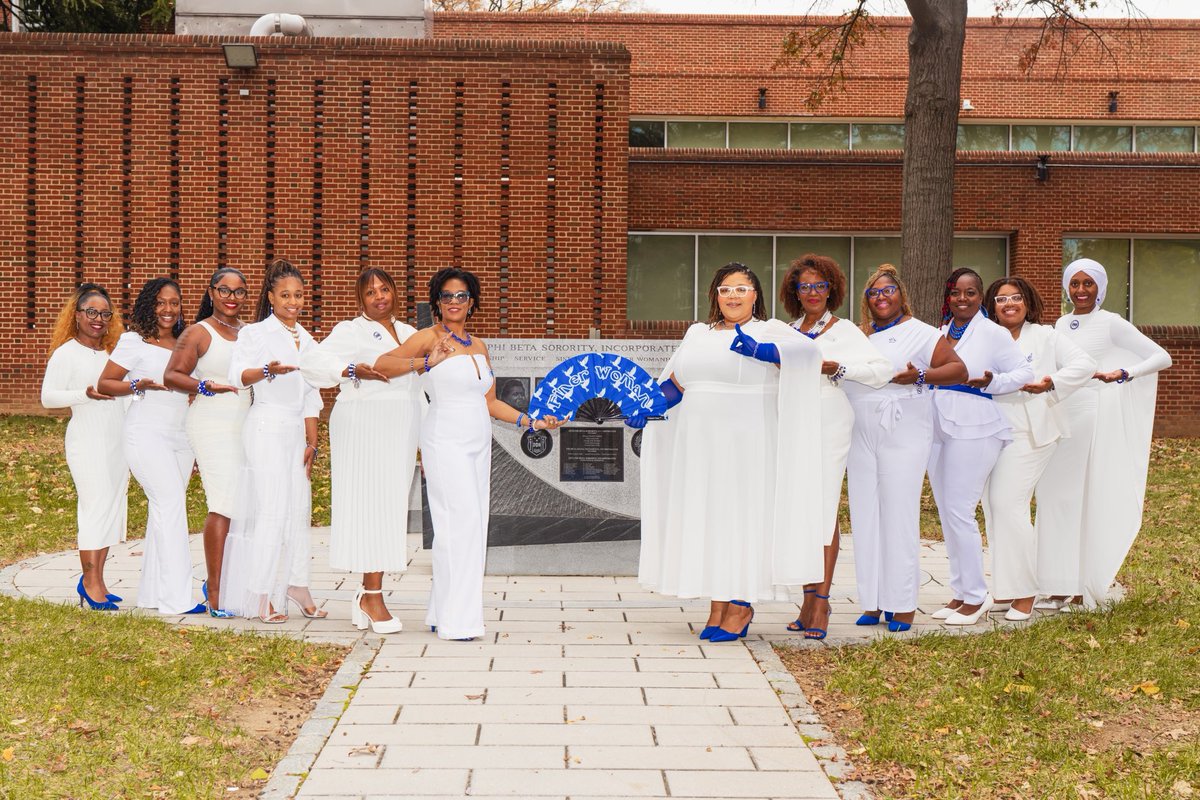 Traveled to Howard University for a line anniversary photoshoot  for the The Fine Ladies of Zeta Phi Beta,  Psi Omega Zeta Chapter (Rochester, New York) Happy 1 Year Zetaversary! #zetaphibeta