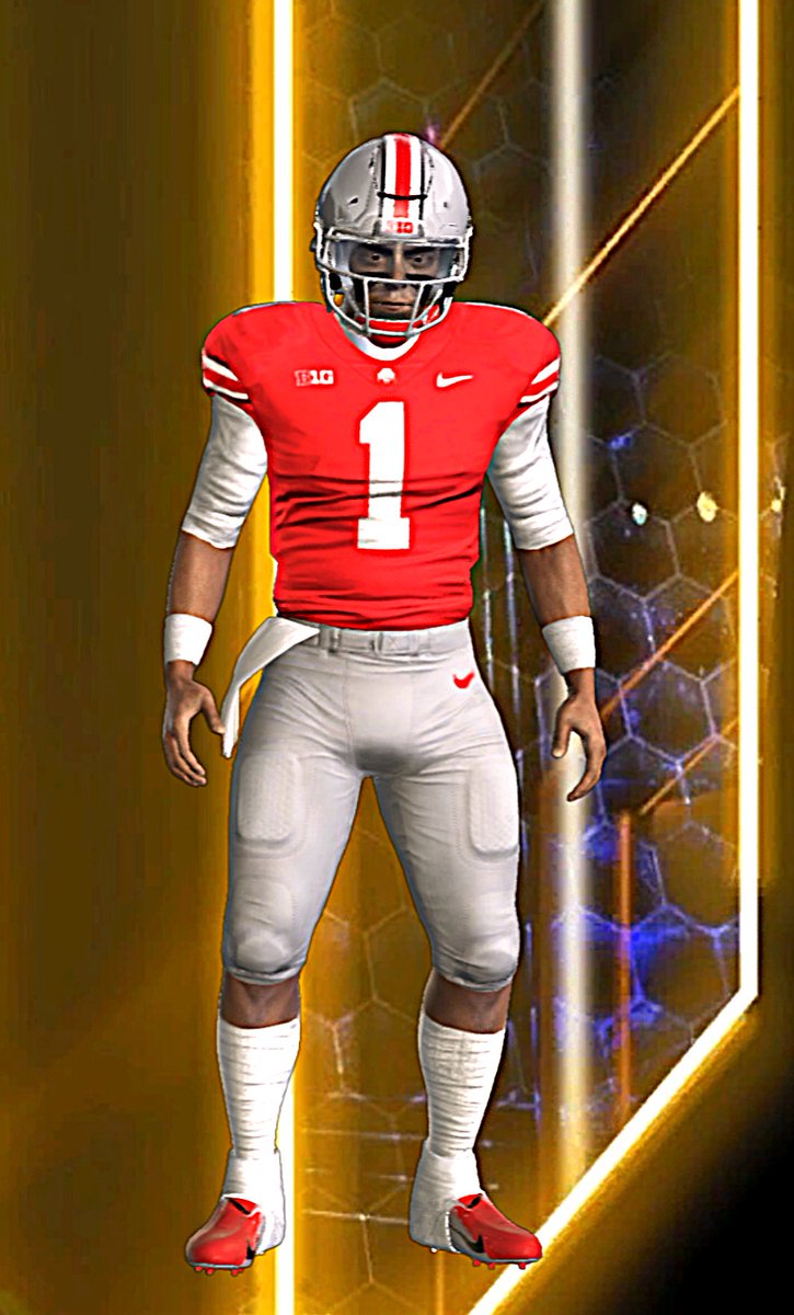 VivaLaPhoenixTV's tweet image. @justnfields #justinfields #madden26 #CFB26 #NFL #ncaarenaissance