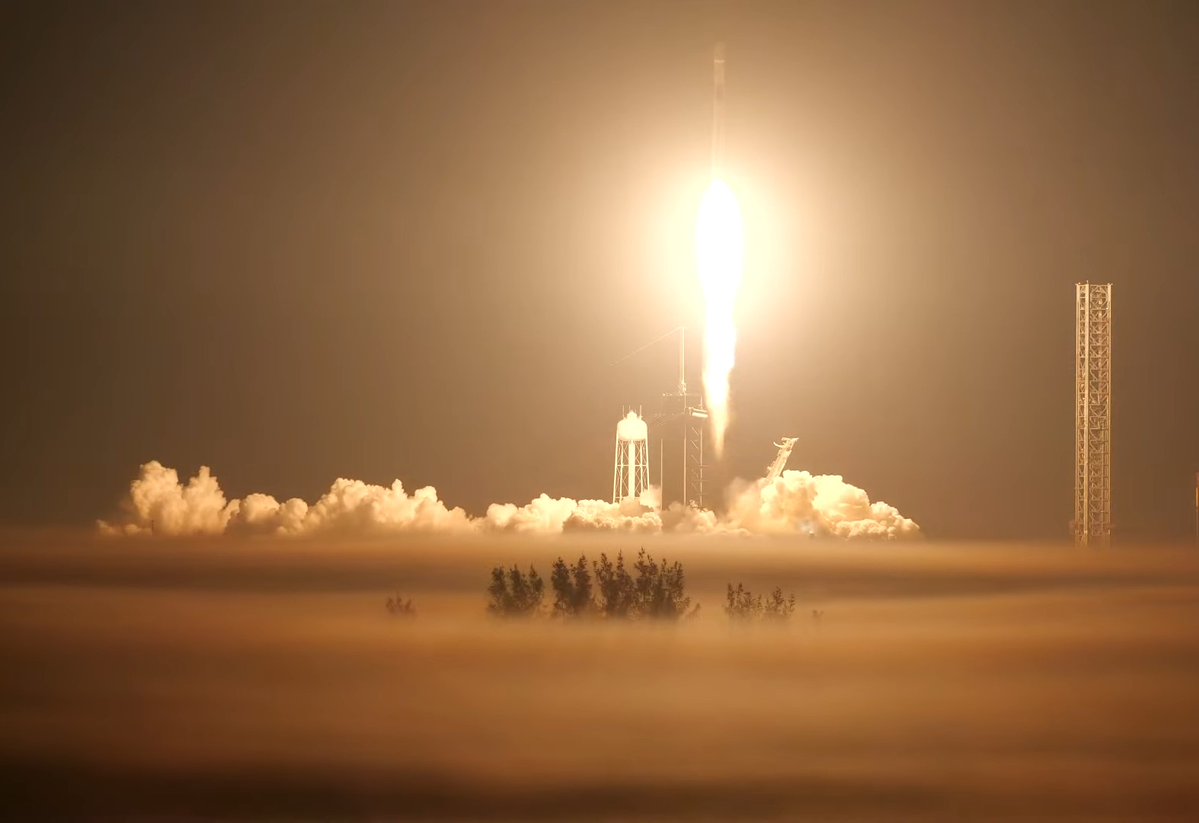 frwards's tweet image. At 2025.325.033900 UTC/GMT, SpaceX Starlink 6-78 mission launched SE from KSC&apos;s Launch Complex 39-A. The acoustic event was recorded on my RS3D (AM.RA2B7) as part of the #RaspberryShake #CitizenScience seismic network. What&apos;s shaking near you? @raspishake #ShakeNet mobile app!