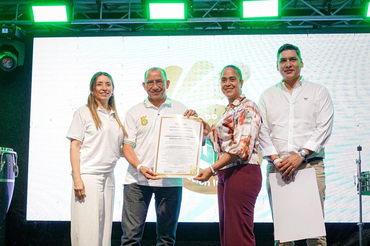 Facultad de Educación UPC tweet media