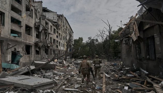 ⚡️The Defense Forces have liberated over 430 km² north of Pokrovsk from the end of August to October, — Syrskyi.

The Commander-in-Chief reported that Ukrainian units have split the Russian offensive grouping, whose losses exceeded 13,000 killed and wounded.

The General Staff