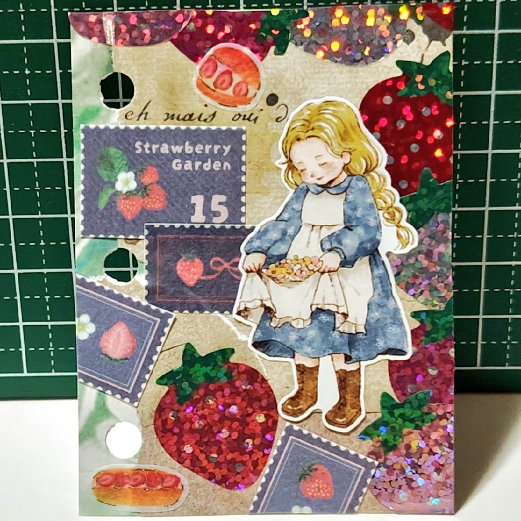 「キラッキラのストロベリー」

ホログラムみたいなキラキラは写真にきれいに撮るのが無理だった。そんなコラージュ