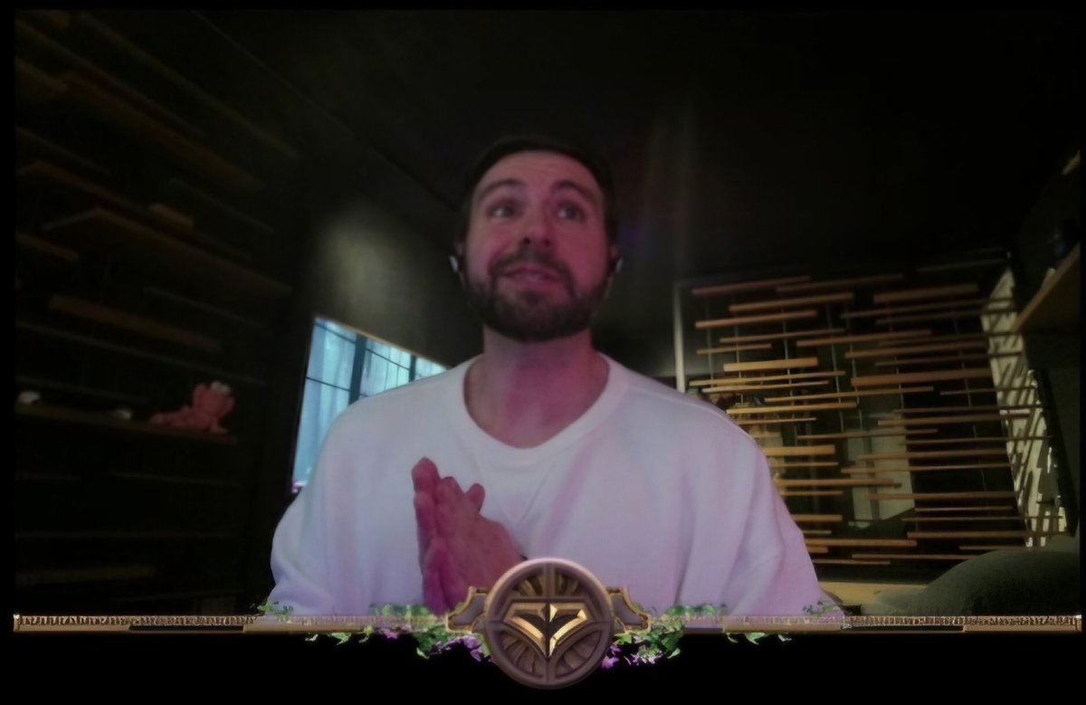 everson_mayen's tweet photo. Vegetta 777 después de haber convertido los Squid Craft Games 4 en su torneo con suscriptores

#squidcraftgames #squidcraftgames4 https://t.co/M57AgKbhui