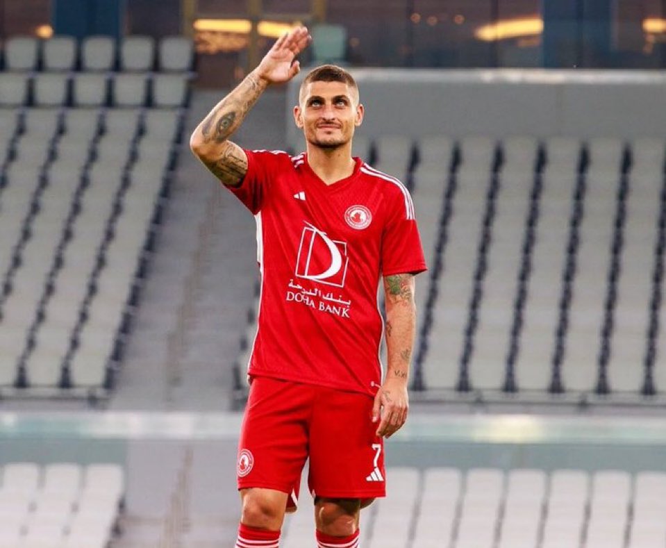 LocosxBoca's tweet photo. 🇮🇹 ¿#BOCA VA POR OTRO EUROPEO?
Marco #Verrati, actualmente en el Al Duhail de Qatar (tiene contrato hasta junio de 2026, pero busca salir), sería el sueño de #Riquelme para la #Libertadores.
👉 Fue compañero de #Paredes, #Cavani y de #Herrera en PSG. https://t.co/Mh6PTXau04