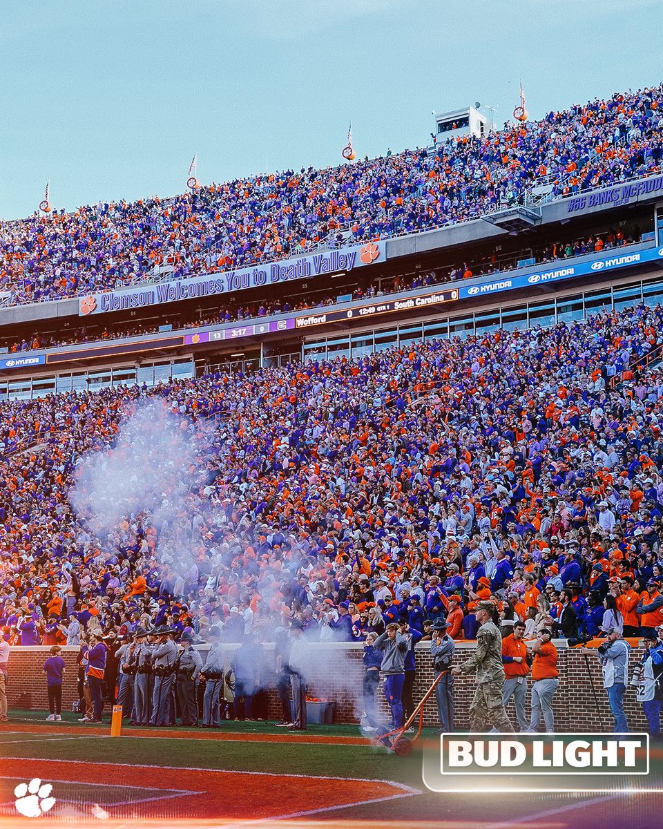 ClemsonTigers's tweet photo. Wear purple tomorrow, y'all!! 🏈💜🗣️

#GoTigers || @budlight https://t.co/RS6cKZrSTQ