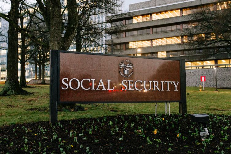 DiverseElders's tweet image. The SSA has abandoned plans to block thousands of older Americans from qualifying for disability benefits after an uproar that reached senior officials in the White House. The agency is also halting other plans that will impact people with disabilities 
 
washingtonpost.com/politics/2025/…