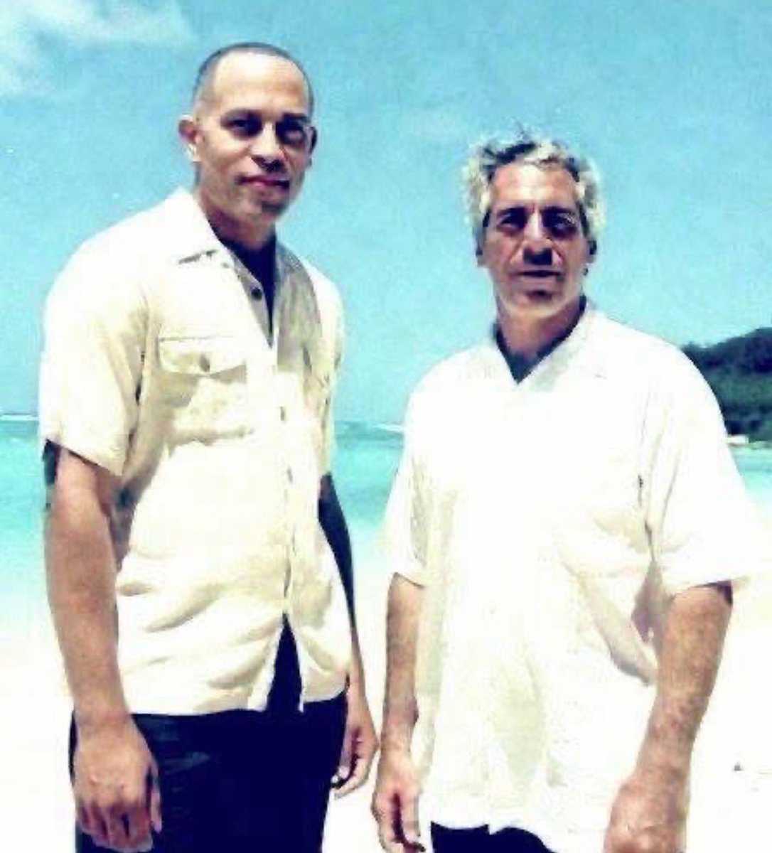 BoobalaMichael's tweet image. @RepJeffries @Gutfeldfox