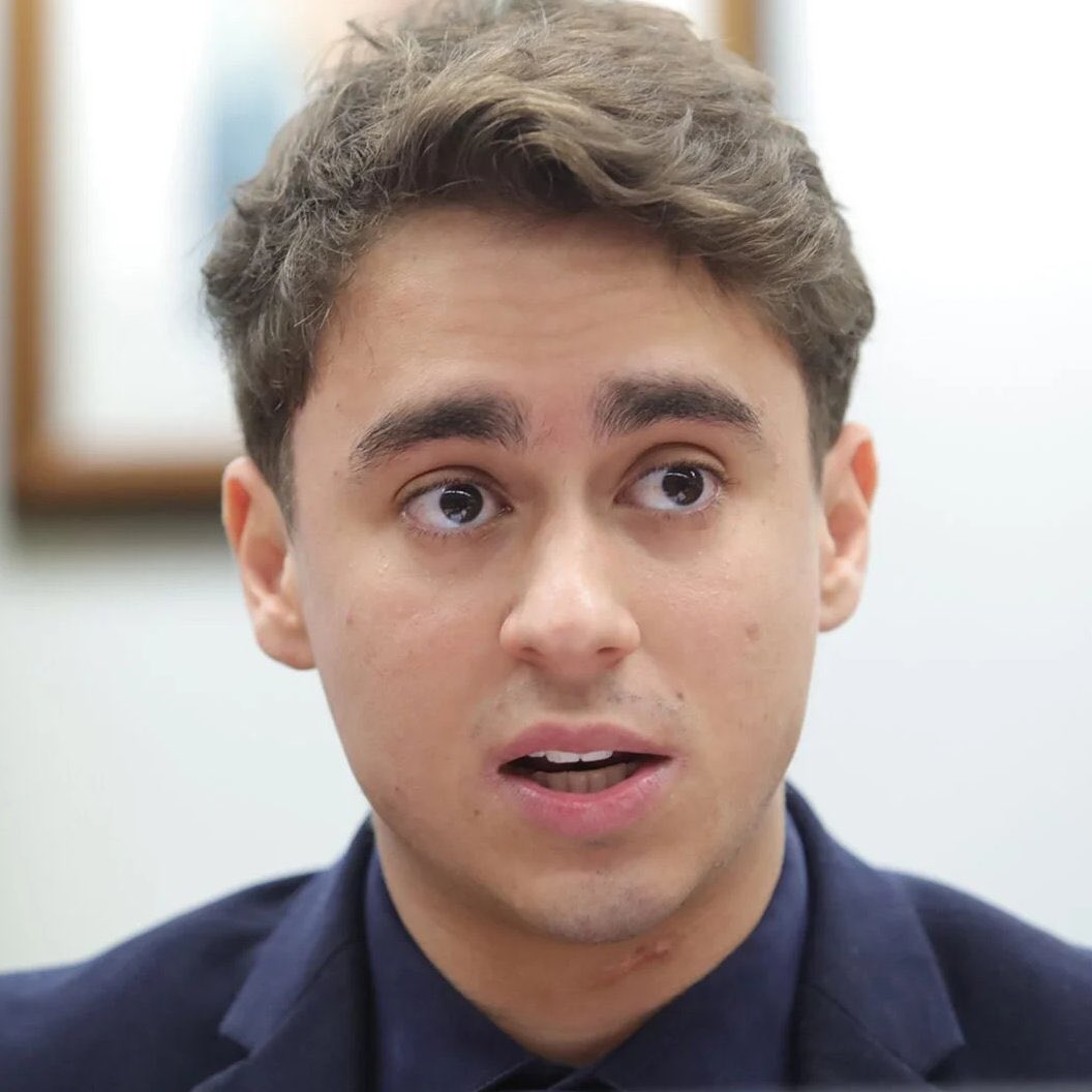 esquerdaverde_'s tweet image. POXA! Nikolas Ferreira sobre a prisão de Bolsonaro:

&quot;Ele pode ir para a cadeia amanhã. Ele pode ir para a cadeia e depois morrer. Ninguém sabe o que vai acontecer.&quot;