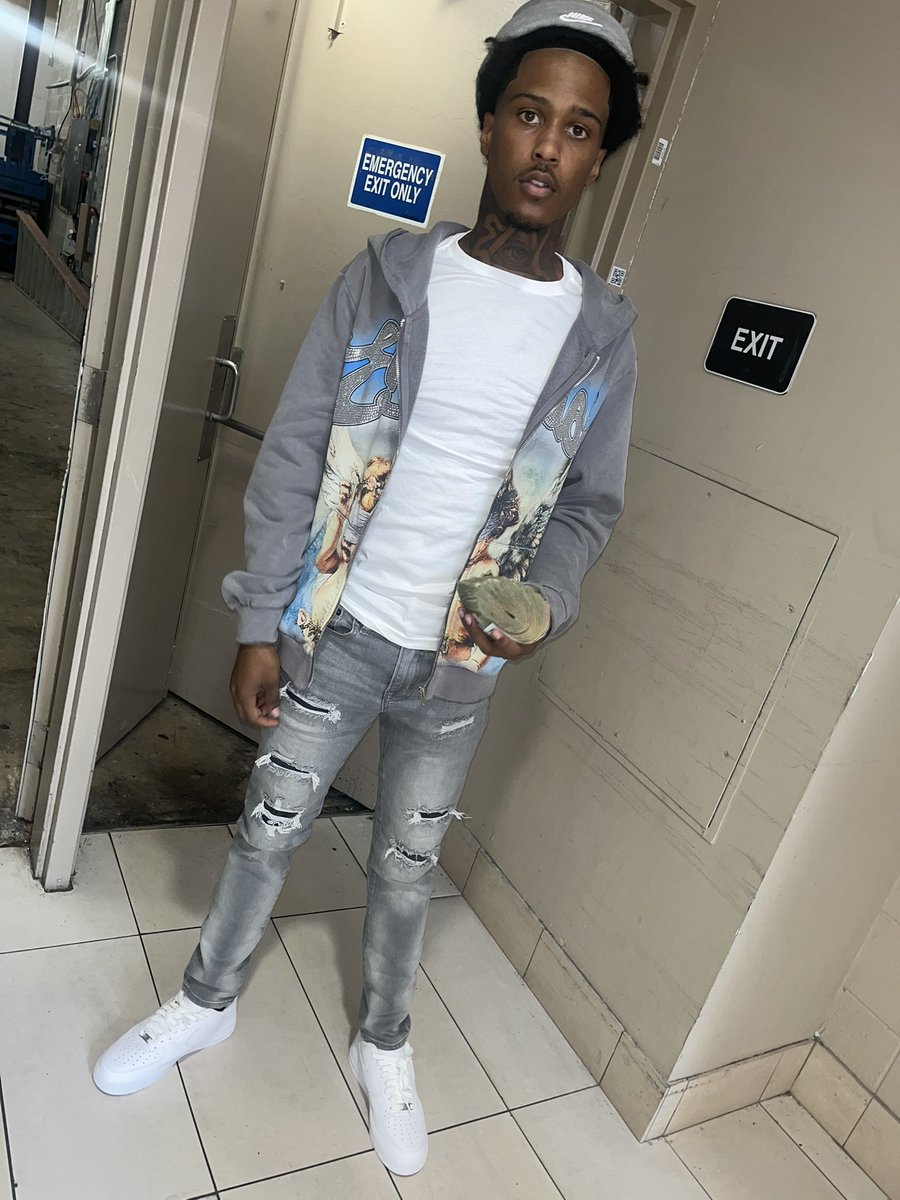 causehell1600_'s tweet image. ⛹🏾‍♂️⛹🏾‍♂️💸💸