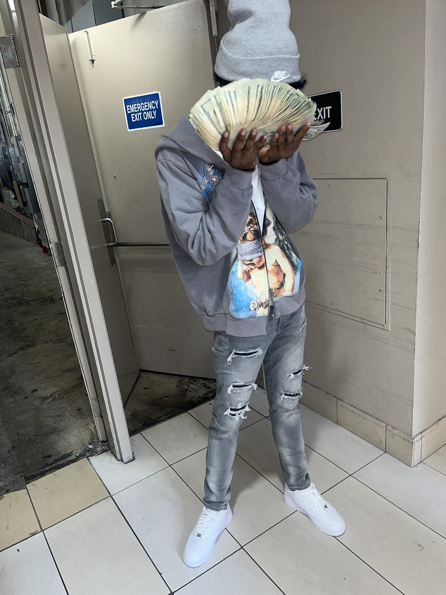 causehell1600_'s tweet image. ⛹🏾‍♂️⛹🏾‍♂️💸💸