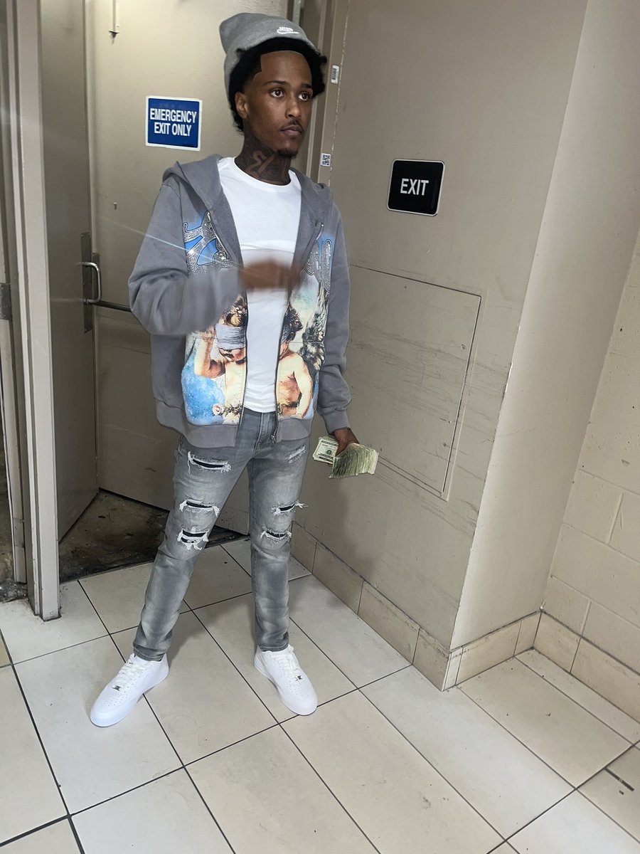 causehell1600_'s tweet image. ⛹🏾‍♂️⛹🏾‍♂️💸💸