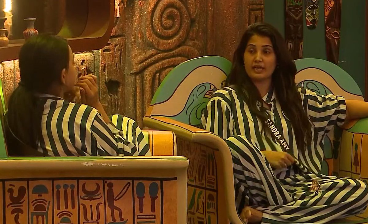 #divya #sandra

Never seen a drama like this.

Weekend serupadi conform

Idhuku fire vera viduranga. 🤣🤣🤣

#BiggBossTamil9 #BiggBoss9Tamil