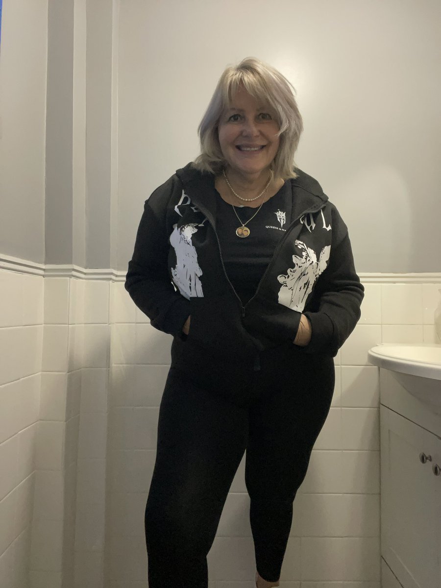 BronxGal62's tweet image. Happy Friday #FridayVibes #linkinbio #happygirlsaretheprettiest