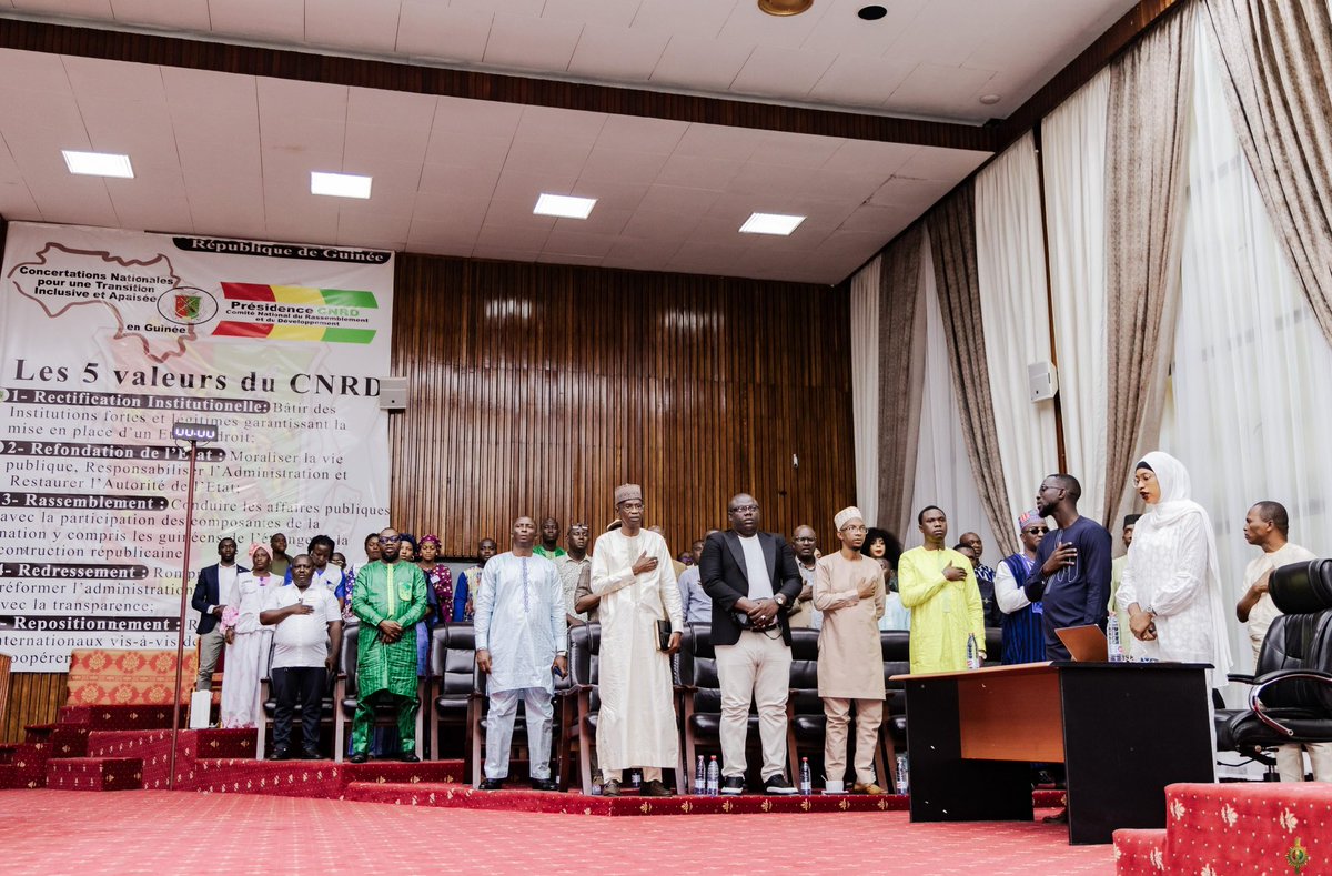 cntguinee1's tweet image. Accueil et installation à la 𝐏𝐥𝐞́𝐧𝐢𝐞̀𝐫𝐞 de ce vendredi 21 novembre 2025

————————————————————————

𝐂𝐍𝐓 

————————————————————————

#DrDK #Dansa #PCNT #AGENDA #CNTGN #AllôCNT #Kibaro #PalaisDuPeuple