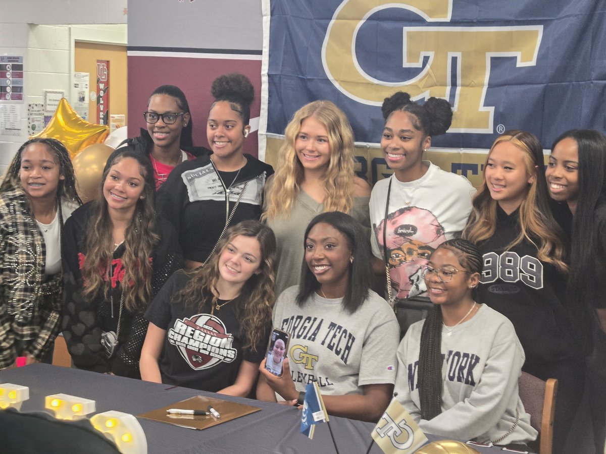 UGHS_Wolverines's tweet photo. ๐ Congratulations to Riley Bethea!
Riley has officially signed to play Volleyball at Georgia Tech! ๐๐
Weโre proud of her hard work and excited to see her shine as a Yellow Jacket! ๐๐ค
#winningforkids @UGHSprincipal @UnionGroveAD
#SigningDay #UGHSVolleyball https://t.co/MxrUY9oOAV