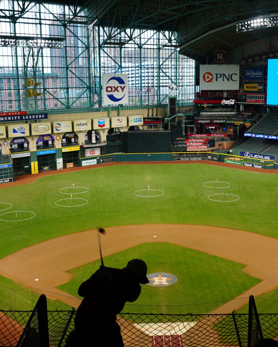 upperdeckgolf's tweet image. Different decks. Different views. Same unreal experience. ⛳️

Which stadium tops your list?

Send us your best Upper Deck Golf shots views. You might just see yours featured 👀