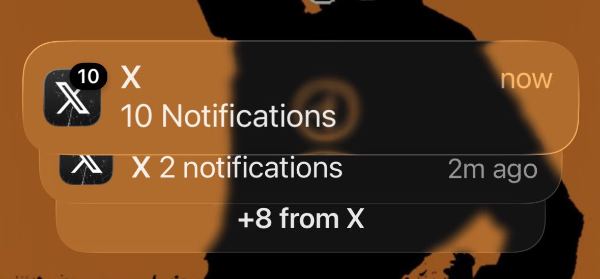 i don’t have dnd turned on on my phone much so my notifs look like even if i check them all on my pc and like it constantly lights up it’s actually a bit annoying sometimes