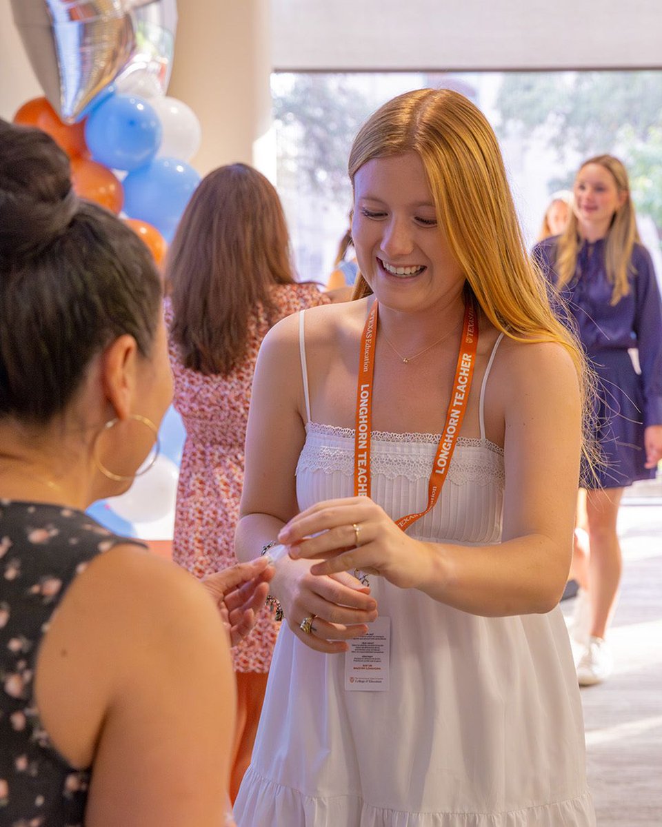 utexascoe's tweet image. Congratulations to our graduating Longhorn teachers honored at the Fall Teacher Pinning Ceremony. Their dedication and passion will shape classrooms across Texas and beyond. 

#HookEm #WhatStartsHere