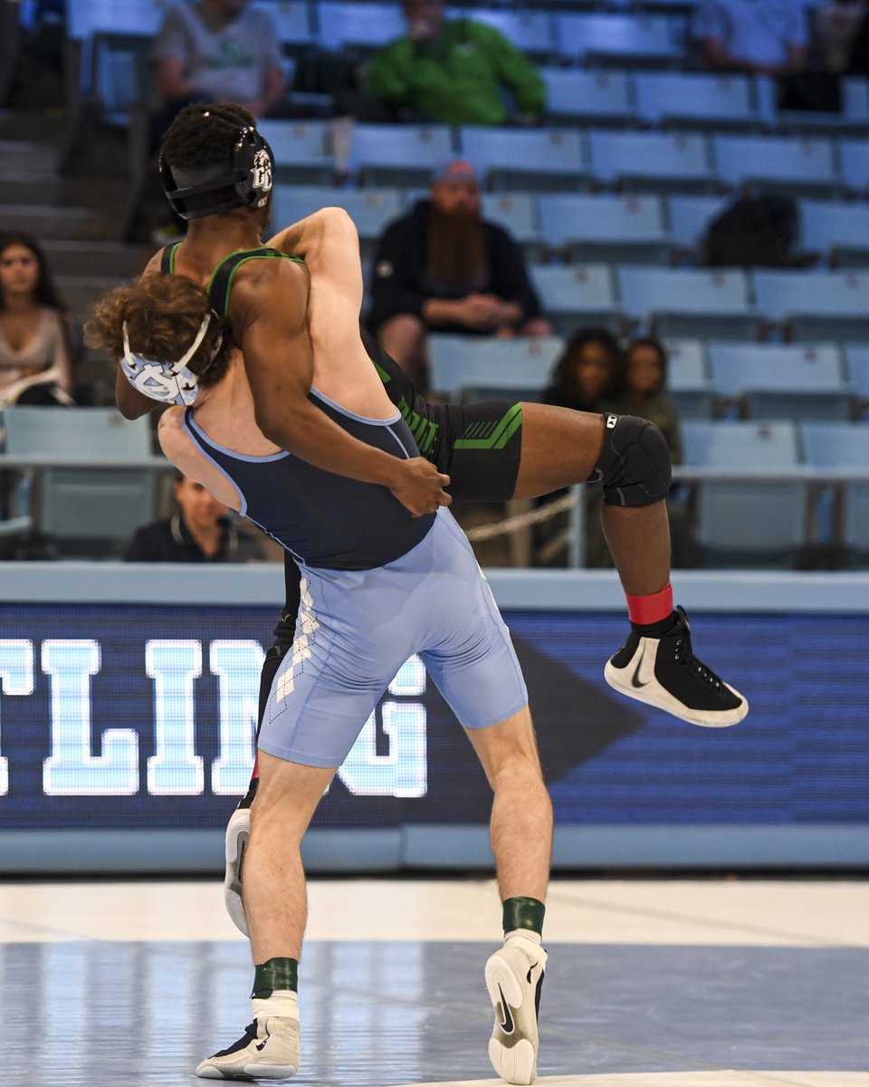 UNCWrestling's tweet image. Back-to-back pins for Simcox and O'Neill 🙌

Carolina 23, Greensboro 0