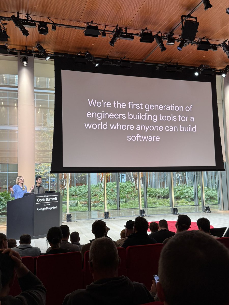 danielcassiano's tweet photo. @aiDotEngineer @GoogleDeepMind https://t.co/jqDSavTIPa