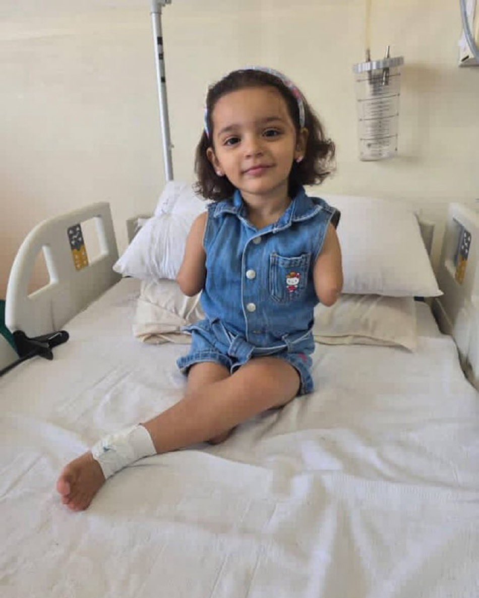 Abu_Salah9's tweet image. هذا ما فعله الاحتلال بالطفلة سامية.