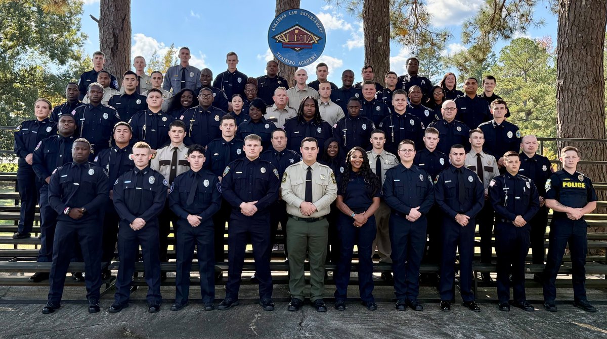 AGTimGriffin's tweet image. Congratulations to the 57 new graduates of the Arkansas Law Enforcement Training Academy in Camden! Your sacrifice and service to your communities is greatly appreciated, and may God watch over you as you patrol our streets and keep us safe. #arnews