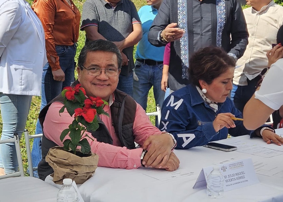 juliomiguelhg's tweet photo. Les saludo desde Huauchinango, donde realizamos la sesión de la Comisión General de Cultura del @CongresoPue. https://t.co/r3r9gyEh3U