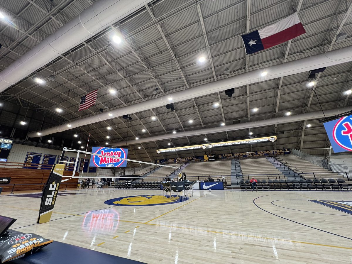 PDindinger's tweet image. Welcome to the Field House in Commerce for Day 1 of the Southland Conference volleyball tournament.
