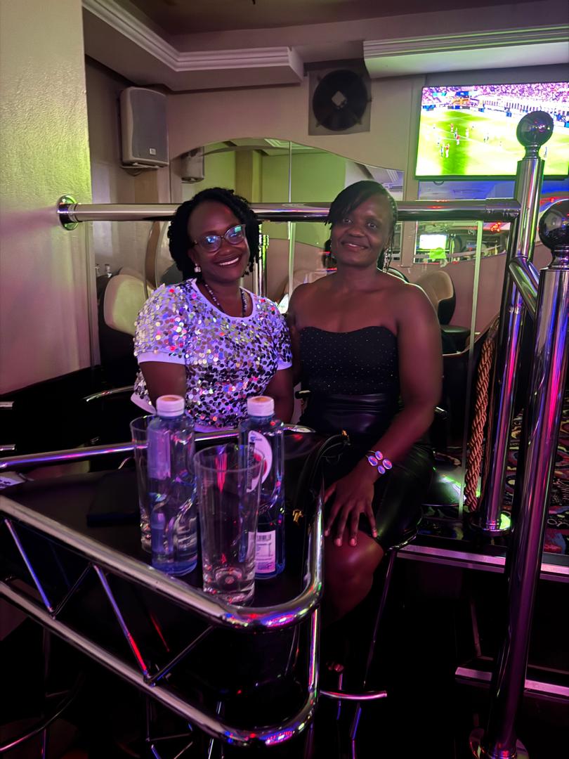 UMOSAN President and Vice President having a good time at the <a href="/maryhillalumni/">Maryhill Old Girls Association</a> Old School Soirée 2nd Edition
