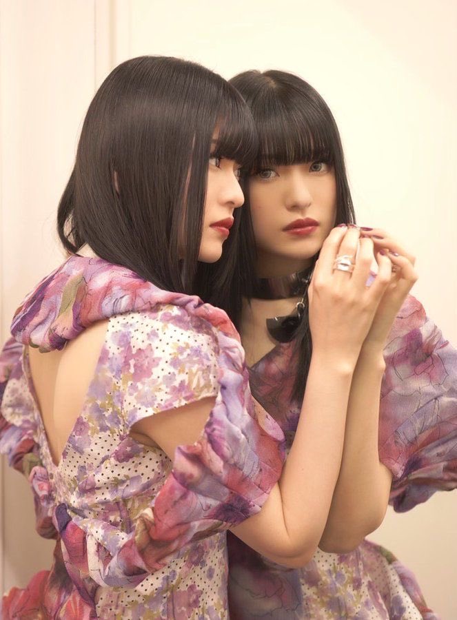 ReoNa_ASCA_go's tweet image. 皆さんおはよー

ASCAさんデビュー8周年
おめでとうございます🎉
インスタライブ突然の発表でしたが楽しみです🤗
明日はツアーに向けて出発✈️

ReoNaさんライブ最高だったみたいですね！
お友達💿にサイン貰ってた、凄いな🤭

今日も良い一日を😊
#ReoNa
#ASCA