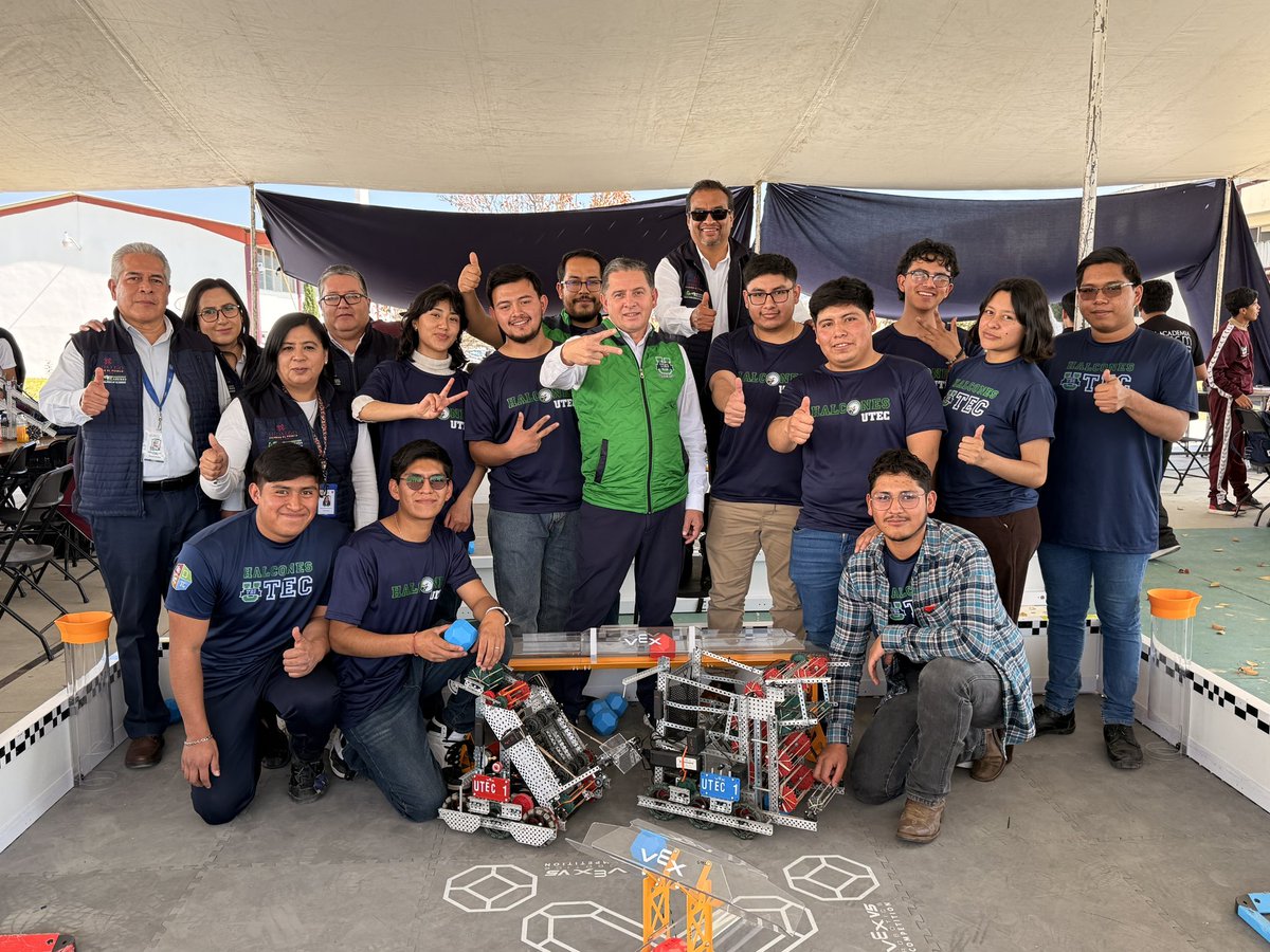 utec_tgo's tweet image. El Rector de la UTEC, Tito Dorantes Castillo, acudió a la inauguración del Torneo Regional de Robótica y Habilidades STEM 2025, realizado en la @UPTulancingo.