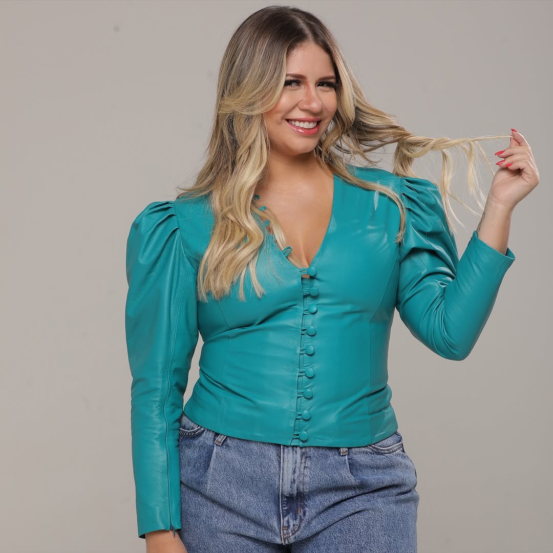 suditosdamm's tweet image. O quão vaidosa ela estava, na sua melhor versão. Ela estava em boas mãos nessa produção! 🤍👑