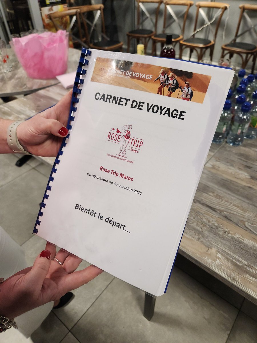 Grand merci à Maeva, Céline et Edwina (les roses pétillantes) pour leur accueil, lors cette soirée bilan de leur trek au Maroc, à l'espace Plein Sud au Super U de Longué-Jumelles, ce vendredi soir 21 novembre. Bravo au restaurateur pour le cocktail offert, fait maison !