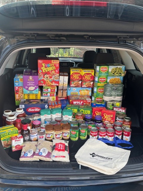 The employees of Ag Workers and Insureberry held a food drive in the weeks leading up to Thanksgiving to donate to NEED here in Haltom City.

Consider donating, and learn more about NEED here: needdfw.org