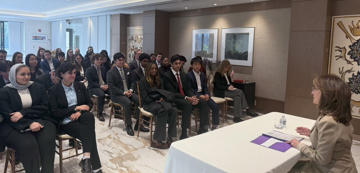 Had the pleasure of hosting brilliant students from <a href="/georgetownmsfs/">Georgetown MSFS</a>, <a href="/AHS_GWU/">Alexander Hamilton Society GWU</a>, and <a href="/SAISHopkins/">Johns Hopkins SAIS</a> today.

Our conversation on geopolitics, the Middle East, and the vital partnership between the U.S. and Jordan was both energizing and inspiring. I was truly impressed by their hunger