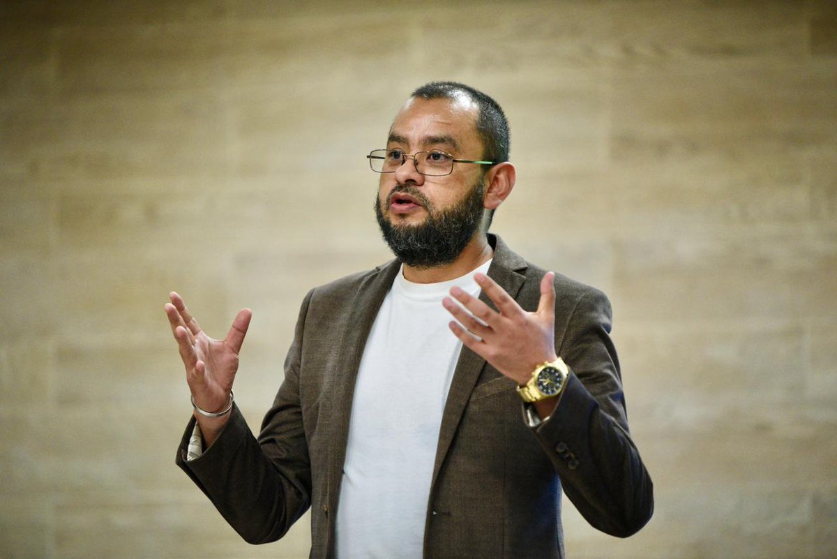 TeemOficial's tweet image. ✨👉 Para dar a conocer los servicios que ofrece la Defensoría Electoral del #TEEM ⚖️ acudió al Centro Universitario de #Temascaltepec de la @UAEM_MX, para brindar una conferencia a las y los estudiantes de Derecho a quienes presentaron casos prácticos. 🎓🗳️